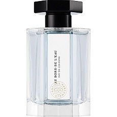 AU BORD DE L'EAU